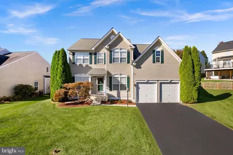 809 Devonshire Cir, Purcellville, VA 20132