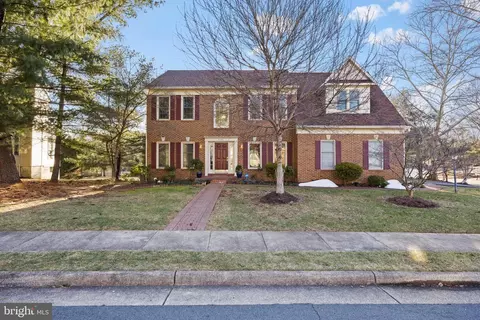 47315 Vista Ct, Sterling, VA 20165