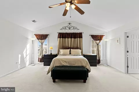 Bedroom - 43969 Tavern Dr, Ashburn, VA 20147 photo 2 of 5