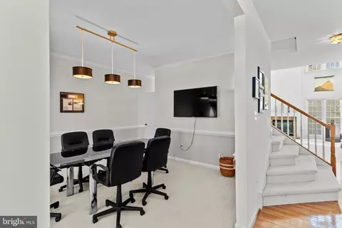 Dining - 43969 Tavern Dr, Ashburn, VA 20147 photo 2 of 2