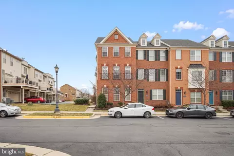 22550 Ocean Cliff Sq, Ashburn, VA 20148