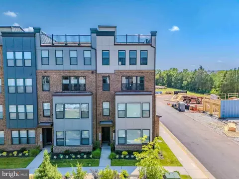 Other - 43730 Transit Sq, Ashburn, VA 20147 photo 1 of 18