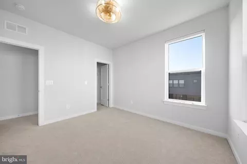 Bedroom - 43730 Transit Sq, Ashburn, VA 20147 photo 5 of 7