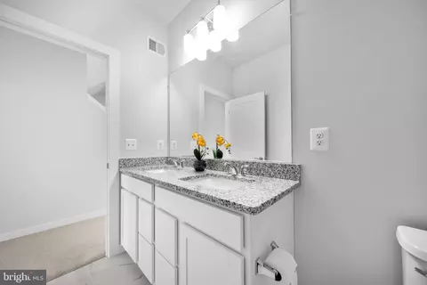 Entry Way - 43730 Transit Sq, Ashburn, VA 20147 photo 10 of 11