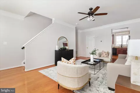 42824 Nations St, Chantilly, VA 20152 photo 7