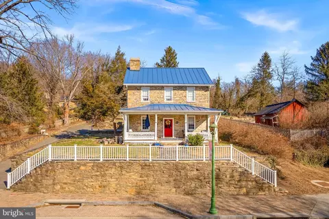 36930 Charles Town, Purcellville, VA 20132