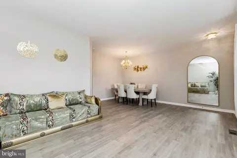 44310 Silkworth Ter, Ashburn, VA 20147 photo 2