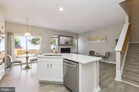 44310 Silkworth Ter, Ashburn, VA 20147 photo 12