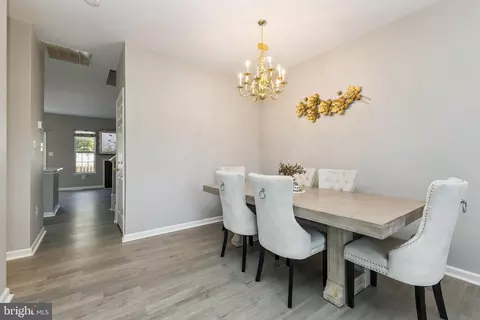 44310 Silkworth Ter, Ashburn, VA 20147 photo 5