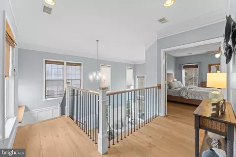 Entry Way - 43344 Markham Pl, Ashburn, VA 20147 photo 9 of 11