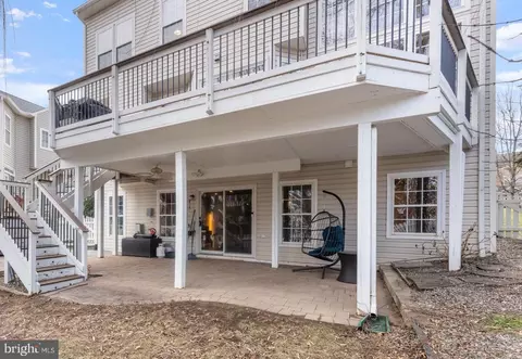 Exterior - 43344 Markham Pl, Ashburn, VA 20147 photo 5 of 11