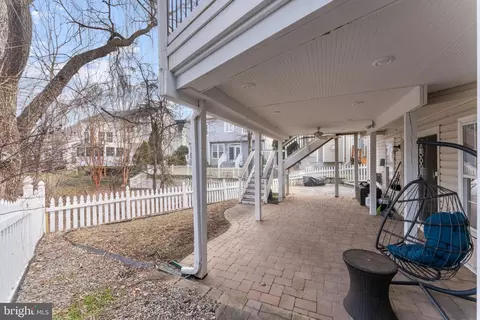 Exterior - 43344 Markham Pl, Ashburn, VA 20147 photo 6 of 11