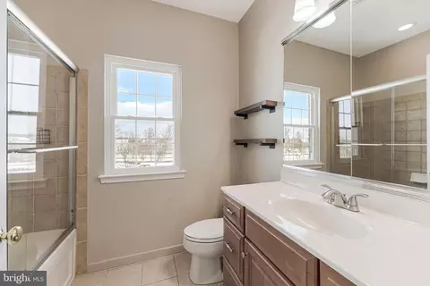 20401 Trails End Ter, Ashburn, VA 20147 photo 43
