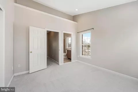 20401 Trails End Ter, Ashburn, VA 20147 photo 33