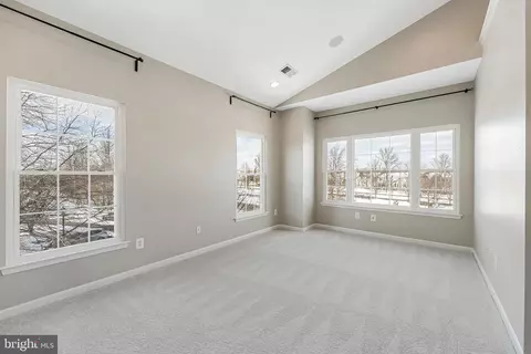 20401 Trails End Ter, Ashburn, VA 20147 photo 37