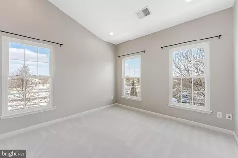 20401 Trails End Ter, Ashburn, VA 20147 photo 32