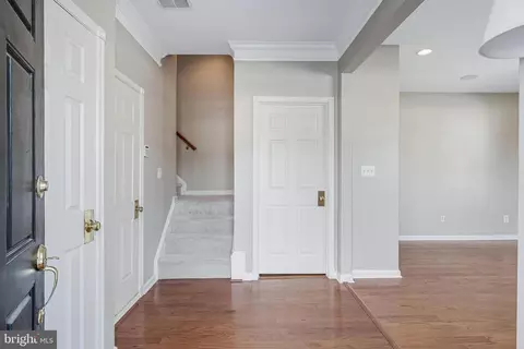 20401 Trails End Ter, Ashburn, VA 20147 photo 5