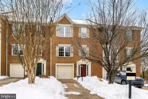 19167 Kepharts Mill Ter, Leesburg, VA 20176