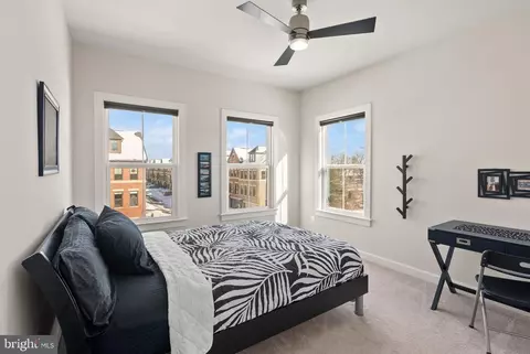 Bedroom - 43497 Charitable St, Ashburn, VA 20148 photo 6 of 10