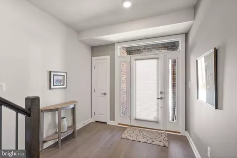 Entry Way - 43497 Charitable St, Ashburn, VA 20148 photo 2 of 13