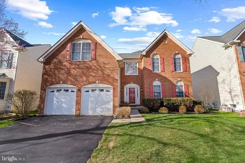 42714 Freedom St, Chantilly, VA 20152