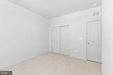 Bedroom - 20885 Murry Falls Ter, Ashburn, VA 20147 photo 2 of 2