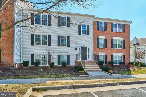 129 Fort Evans Rd SE #C, Leesburg, VA 20175