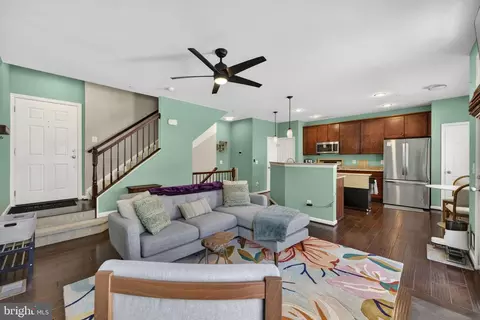 45745 Winding Branch Ter, Sterling, VA 20166 photo 7