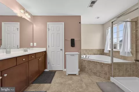 45745 Winding Branch Ter, Sterling, VA 20166 photo 39
