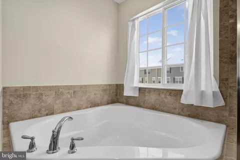 45745 Winding Branch Ter, Sterling, VA 20166 photo 41