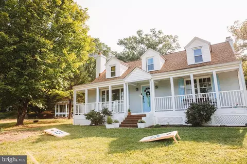 12242 Harpers Ferry Rd, Purcellville, VA 20132