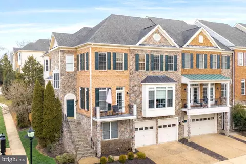 43720 Stone Fence Ter, Leesburg, VA 20176
