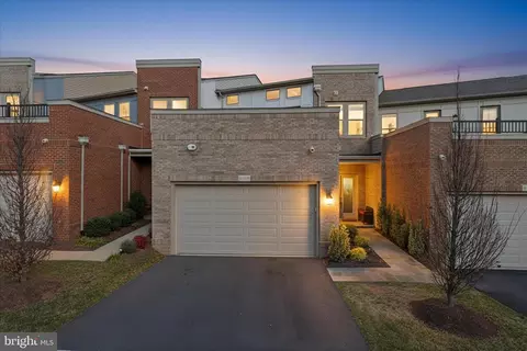 42798 Macbeth Ter, Ashburn, VA 20148