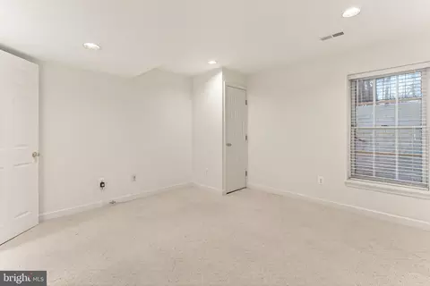 Bedroom - 43785 Timberbrooke Pl, Ashburn, VA 20147 photo 5 of 5