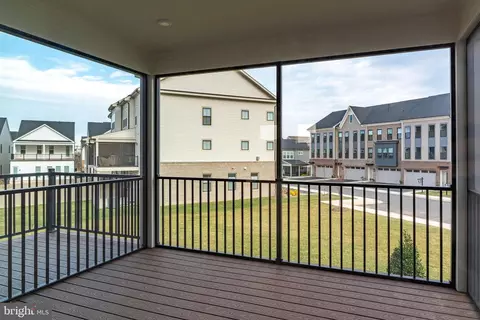 Exterior - 23642 Winterday Dr, Ashburn, VA 20148 photo 2 of 3