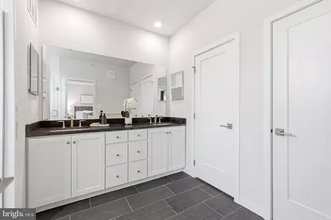 Entry Way - 43182 Mongold Sq, Ashburn, VA 20148 photo 11 of 12