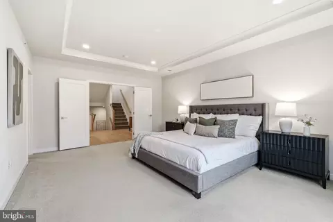 Bedroom - 43182 Mongold Sq, Ashburn, VA 20148 photo 5 of 9
