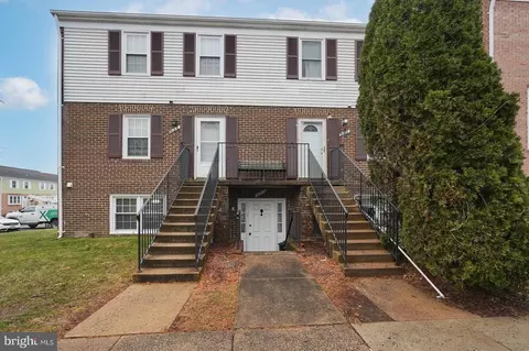 1021 A Brixton Ct, Sterling, VA 20164