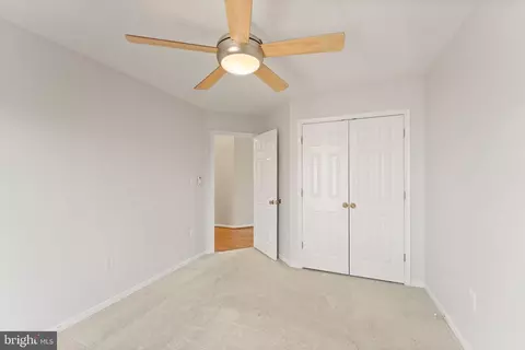 Bedroom - 20807 Fenwick Dr, Ashburn, VA 20147 photo 6 of 6