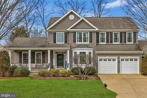 Exterior - 20807 Fenwick Dr, Ashburn, VA 20147 photo 3 of 23