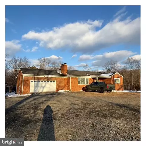 43160 Evans Pond Rd, Leesburg, VA 20176