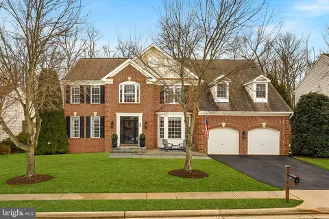 115 Cedargrove Pl SW, Leesburg, VA 20175