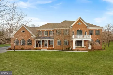 16655 Macnaughton Ct, Purcellville, VA 20132