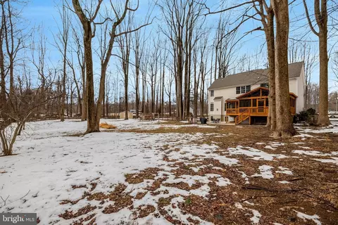 Exterior - 24154 Corktree Ln, Aldie, VA 20105 photo 17 of 23