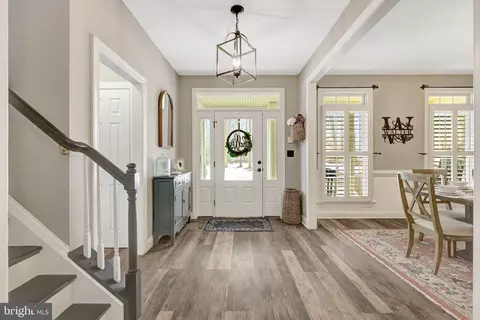 Entry Way - 24154 Corktree Ln, Aldie, VA 20105 photo 1 of 7
