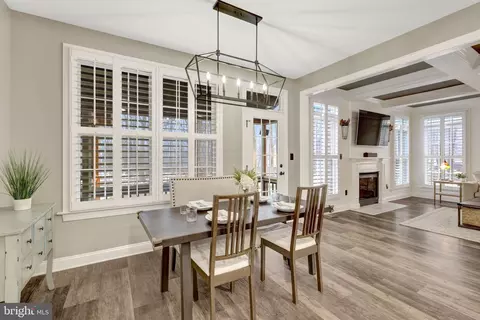 Dining - 24154 Corktree Ln, Aldie, VA 20105 photo 4 of 4