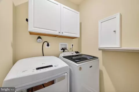 Other - 44345 Sunset Maple Dr, Ashburn, VA 20147 photo 11 of 17