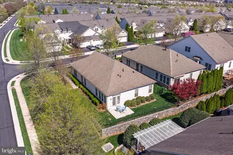 View/Area - 44345 Sunset Maple Dr, Ashburn, VA 20147 photo 3 of 8