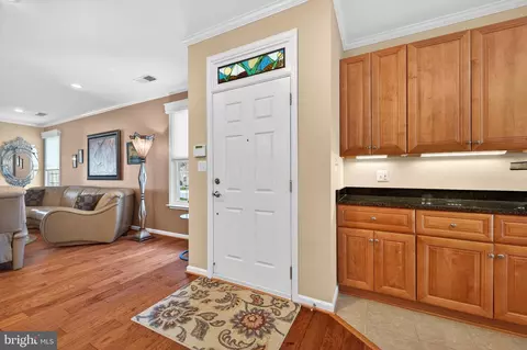 Entry Way - 44345 Sunset Maple Dr, Ashburn, VA 20147 photo 2 of 2