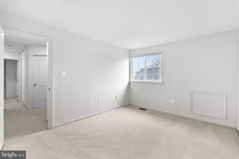 Bedroom - 20525 Lansing Ter, Ashburn, VA 20147 photo 9 of 9